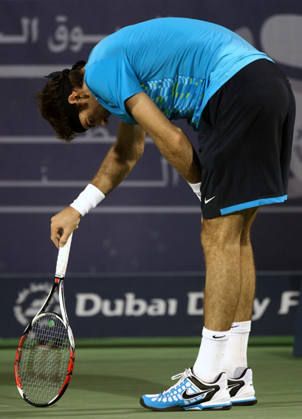 费德勒在法国队比赛中持续失利，出色发挥引发热议！赛场气氛高涨的简单介绍-九游官网